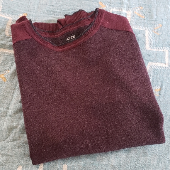 Mens Crewneck Sweater Size Medium Burgundy New - Picture 5 of 8